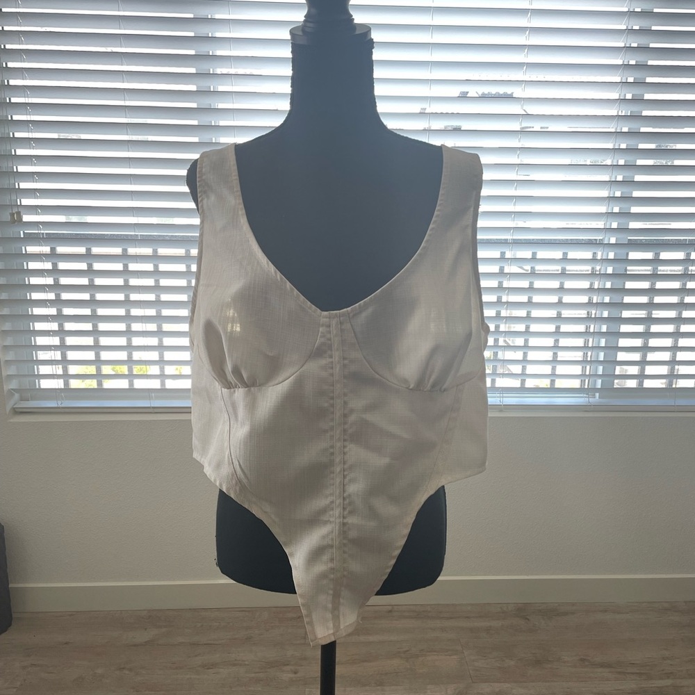 Women’s Nude Linen Corset/Busiter Top
